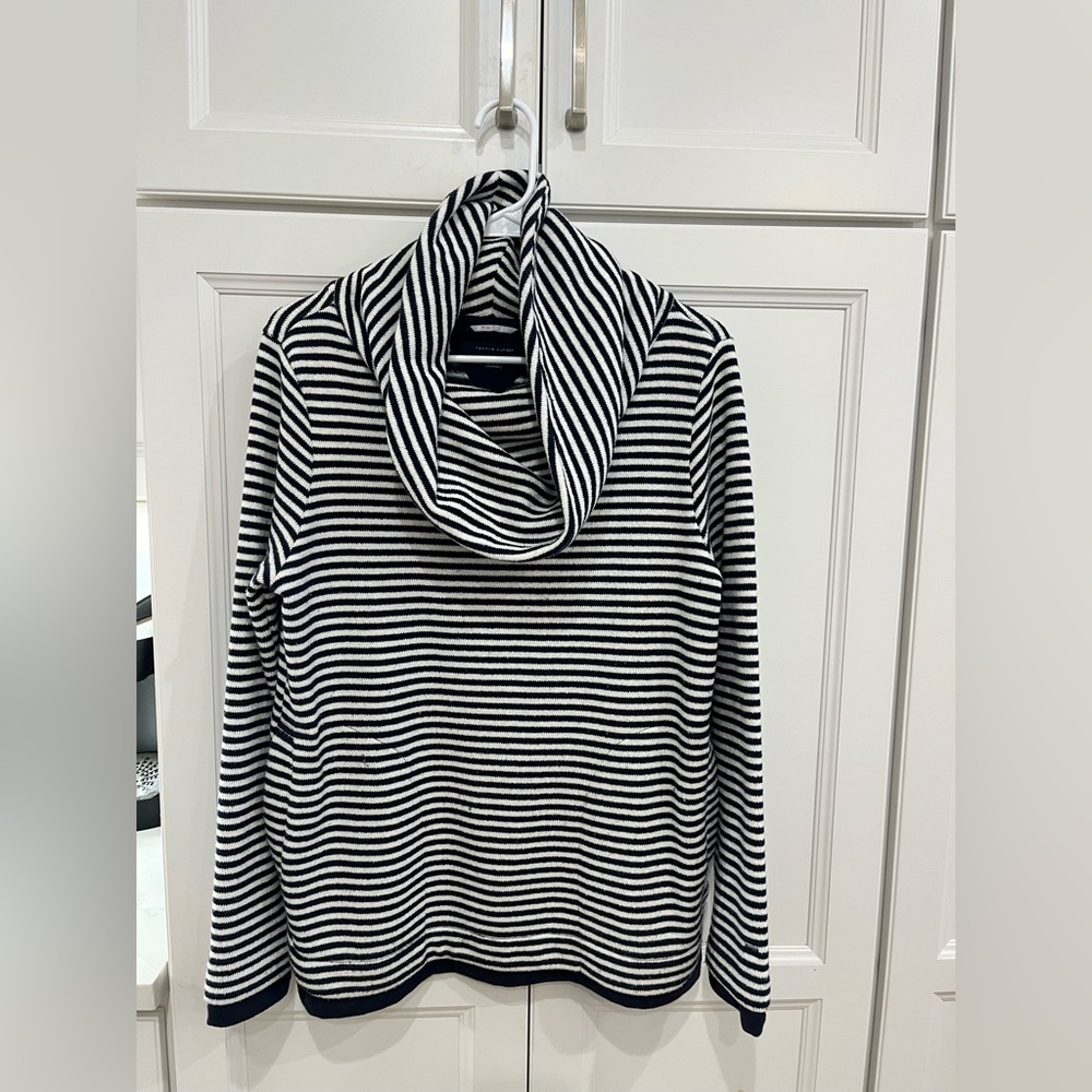 Tommy Hilfiger Athluxe sweater with cowl neck and pockets
